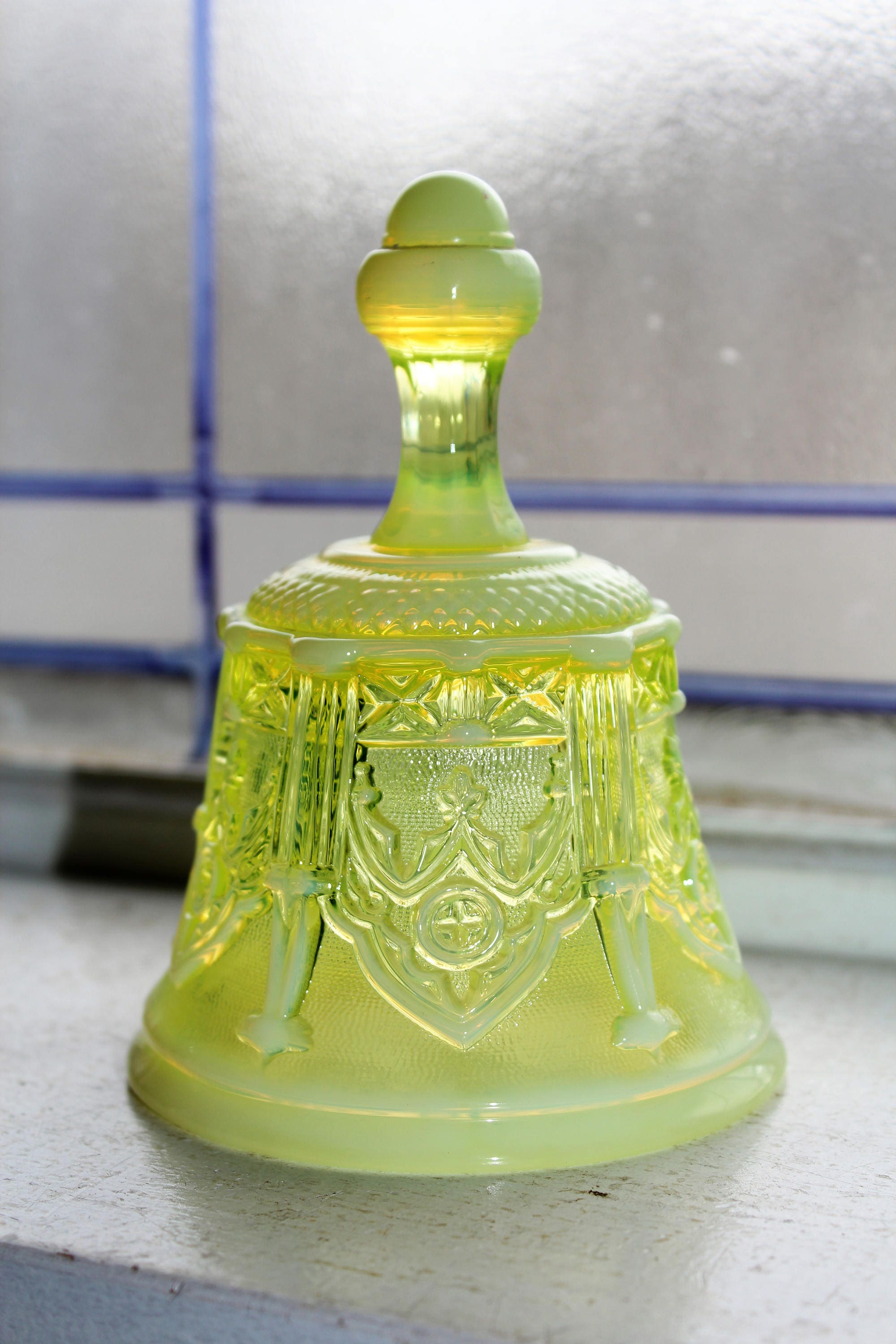 Fenton Bell Yellow Opalescent Glass Vintage