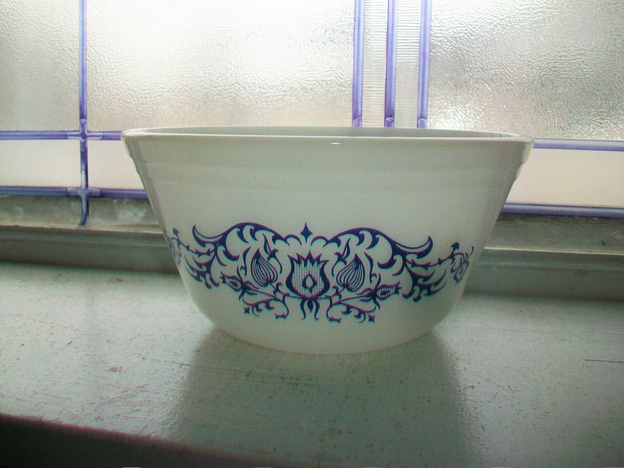 Federal Glass Mixing Bowl Blue Tulip Milk Glass 7 Inch