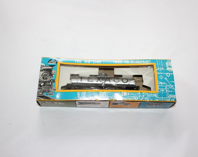Vintage AHM HO Scale Texaco Tank Car 5236