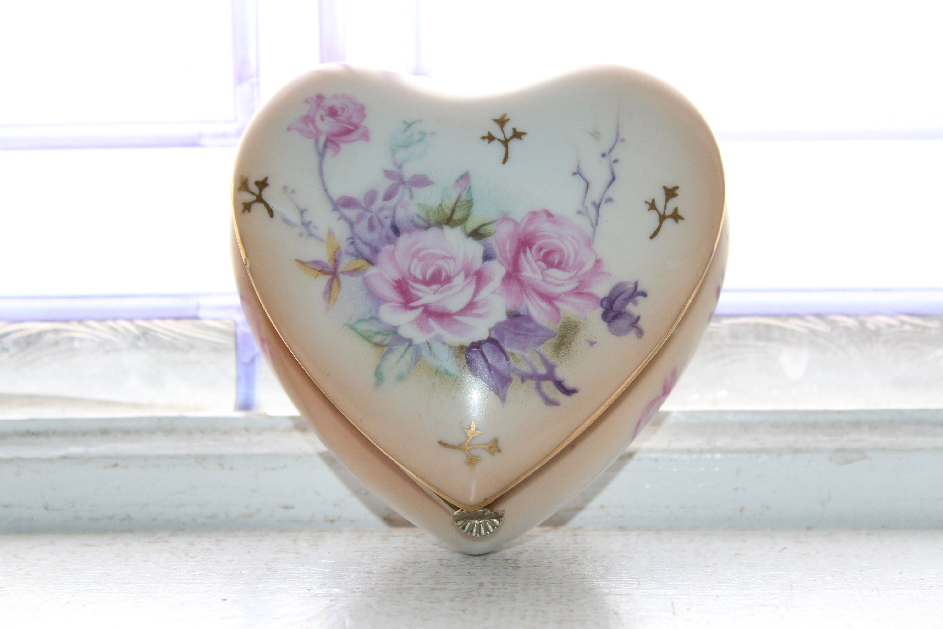Vintage Porcelain Jewelry Box Heart Shaped Lefton