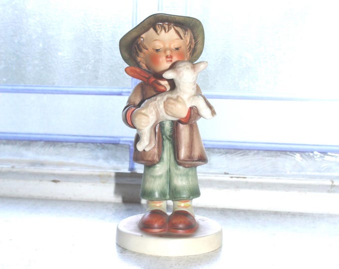 Goebel Hummel Figurine Lost Sheep 68 TMK 3