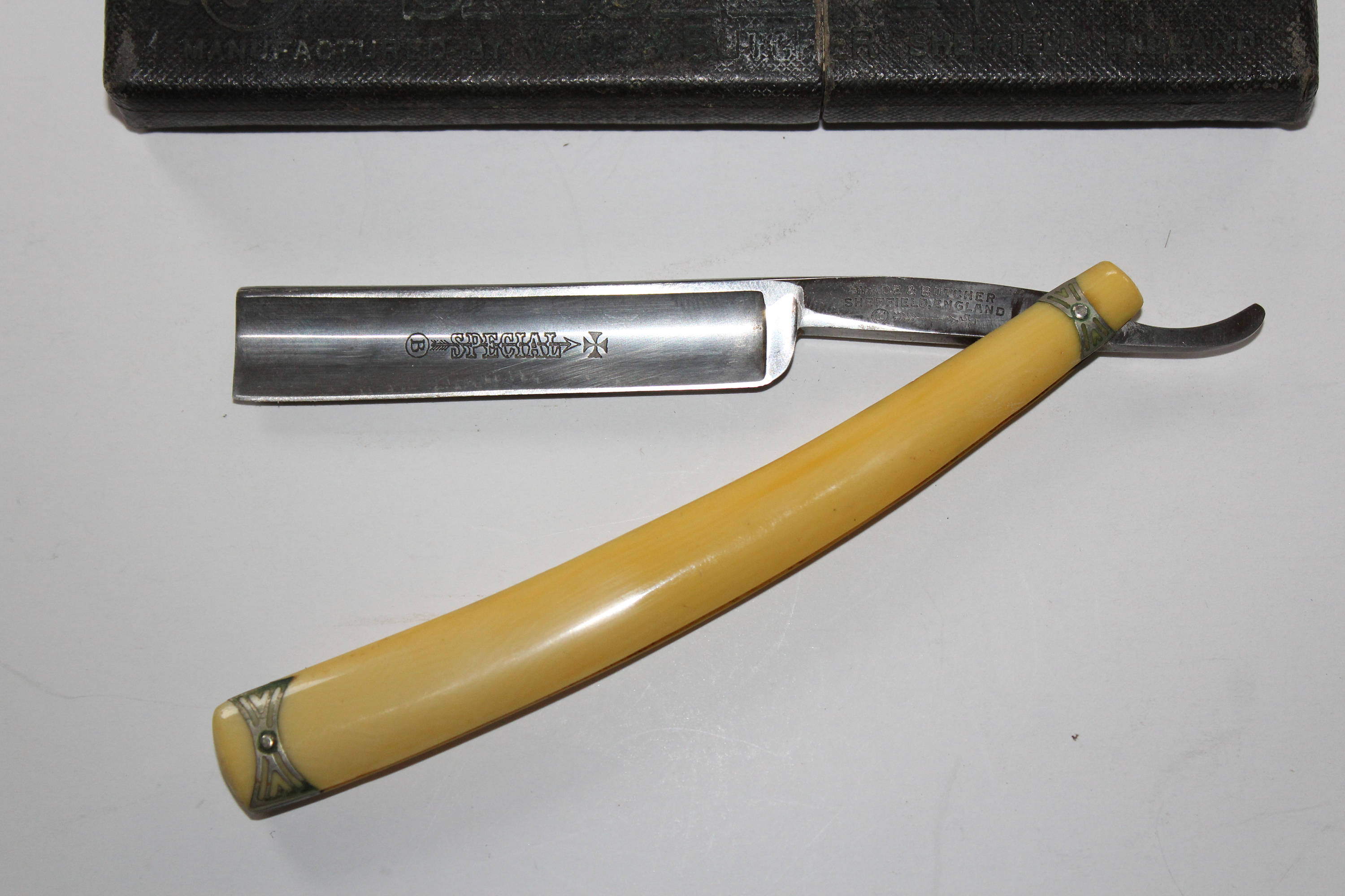 Antique Straight Razor Wade & Butcher Special