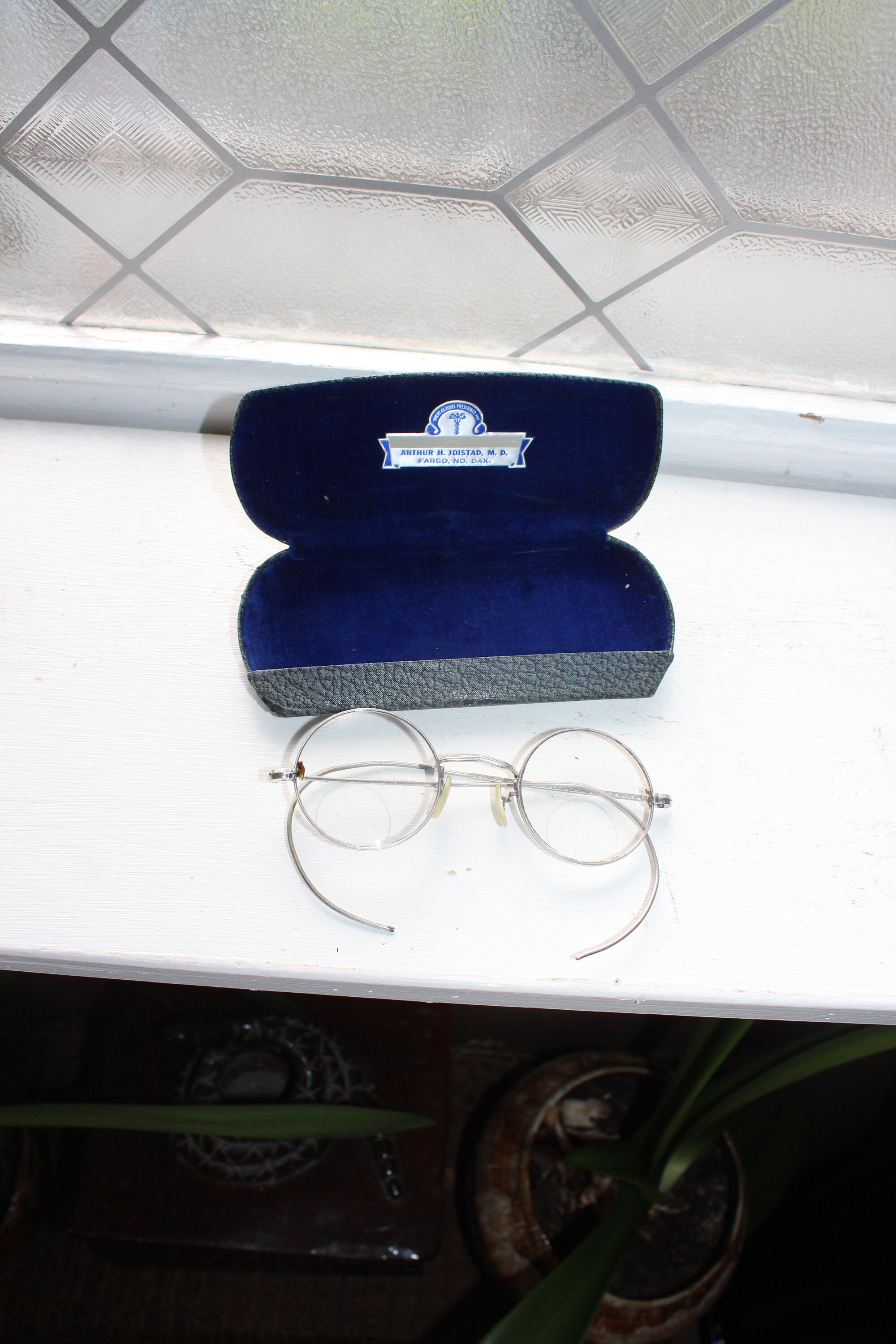 Antique Round Lens Silver Eyeglasses Spectacles with Case
