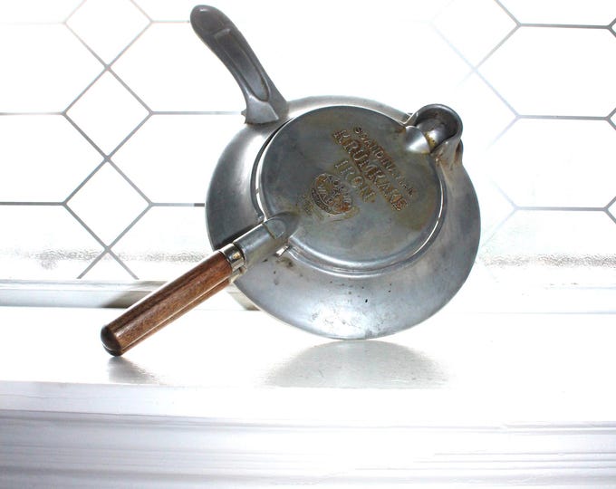 Vintage Scandinavian Krumkake Iron Nordic Ware