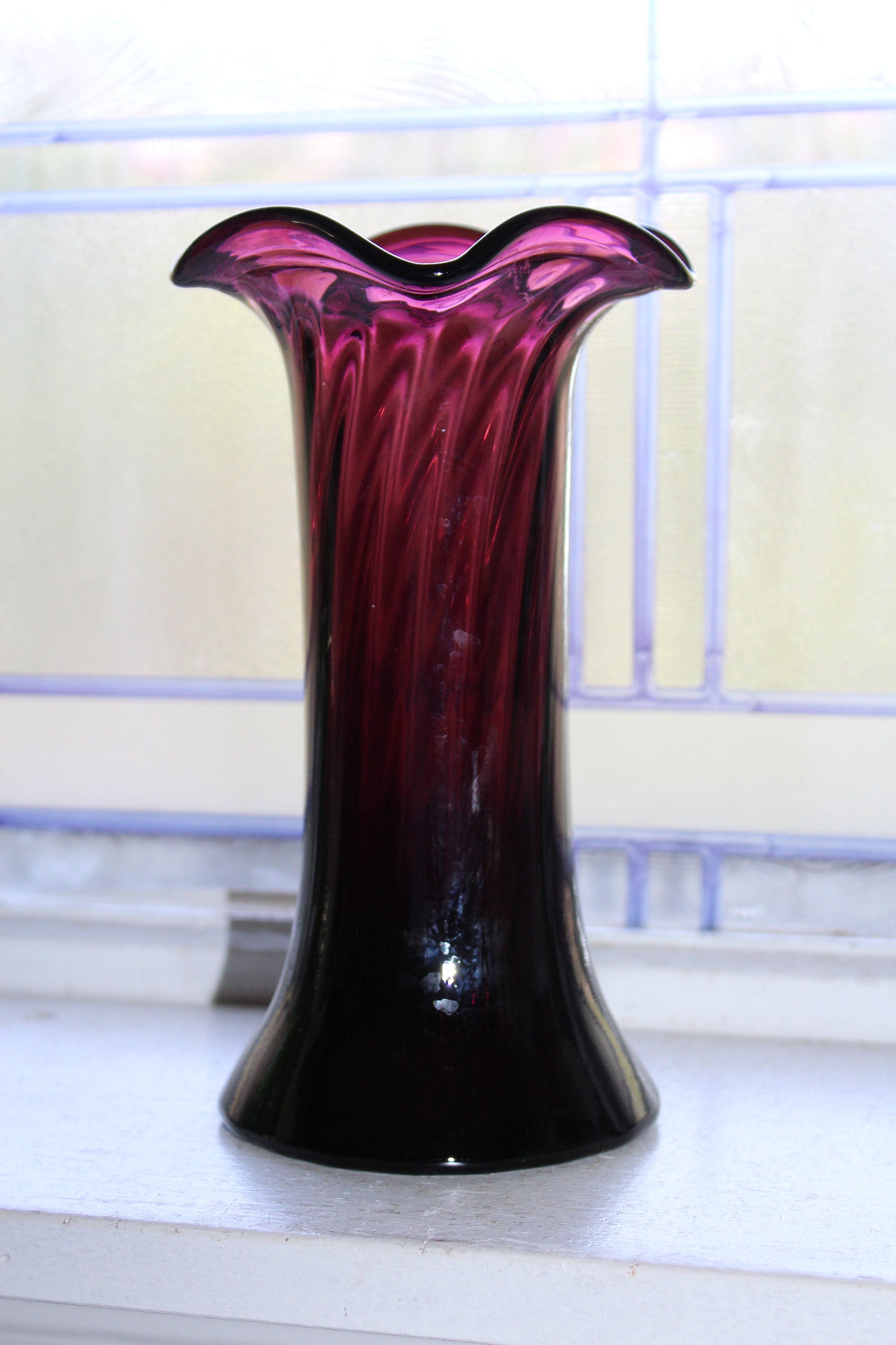 Vintage Purple Glass Vase Swirled Pattern Crimped Rim