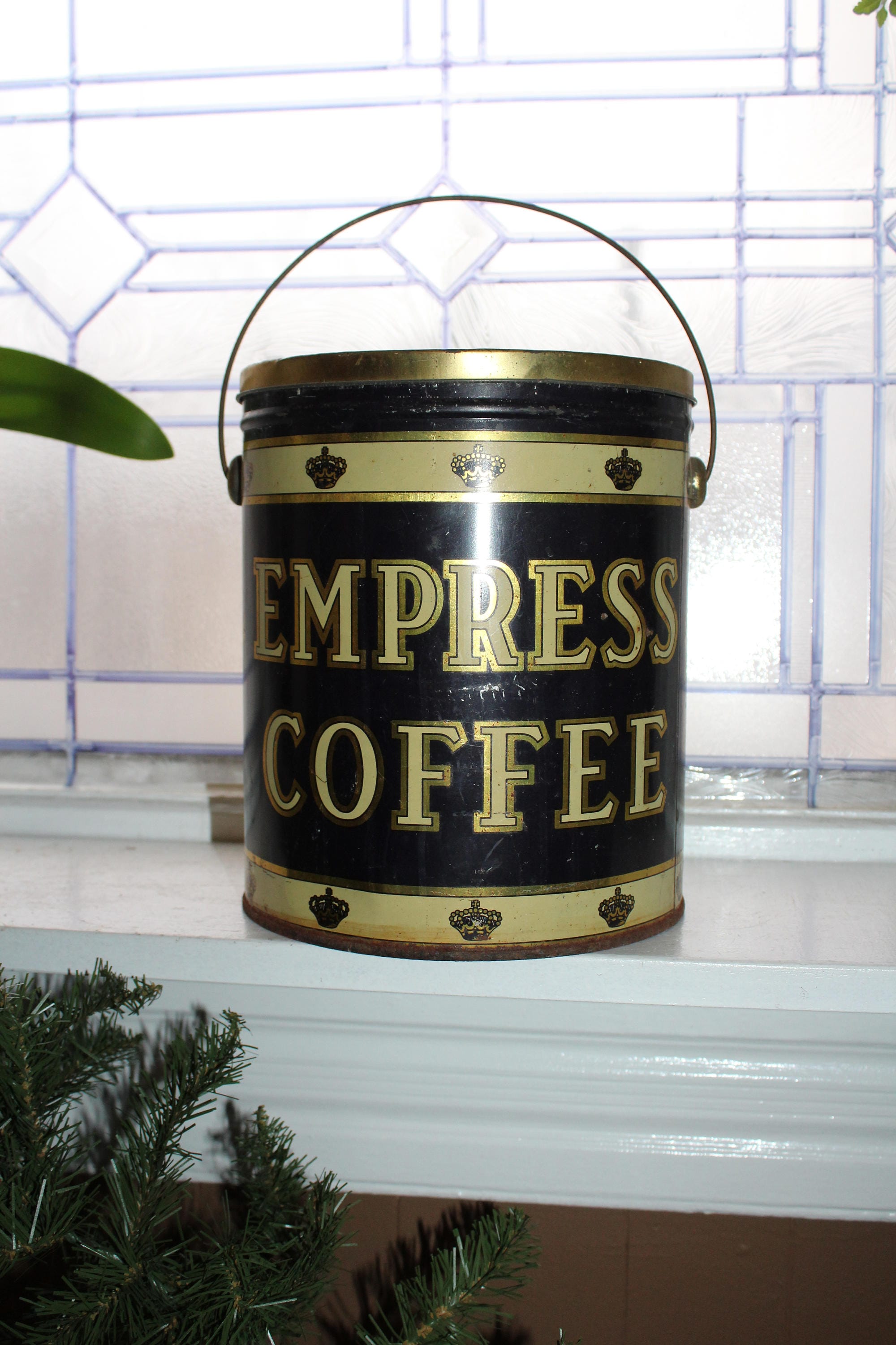 Large Antique Empress Coffee Tin 5 Lb Farmhouse Decor