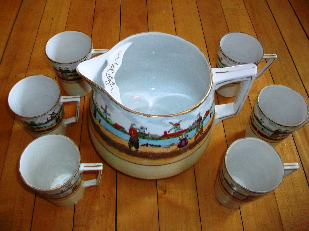 Dutch Scene Pitcher and 6 Cups 1930s Lemonade Set or Iced Tea Set