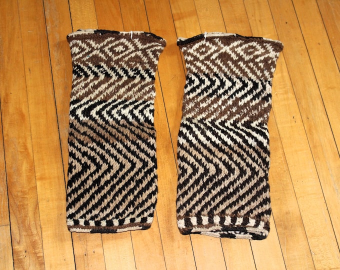 Vintage Bolivia Akataksa Leg Warmers Llama Wool