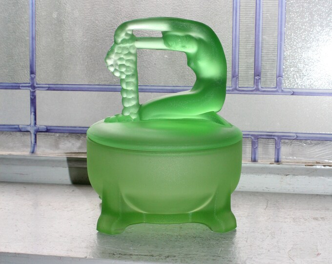 Antique Art Deco Green Satin Glass Powder Jar Dermay Rapunzel 1920s