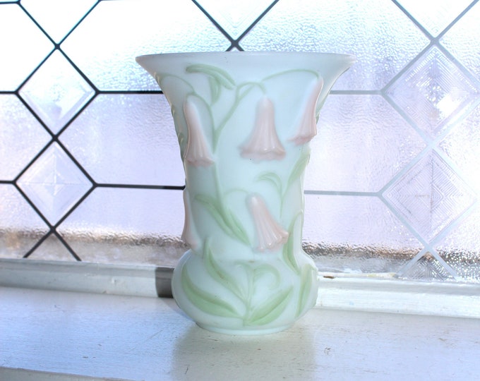 Vintage Phoenix Art Glass Trumpet Bells Vase