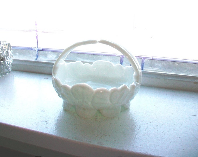 Vintage Milk Glass Candy Dish Nut Dish Basket