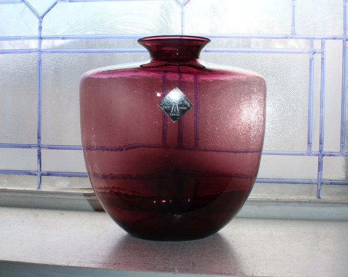 Large Vintage Vidrios de Levante Purple Art Glass Vase