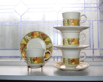 4 Metlox Poppytrail Della Robbia Coffee Cups & Saucers Vintage 1970s