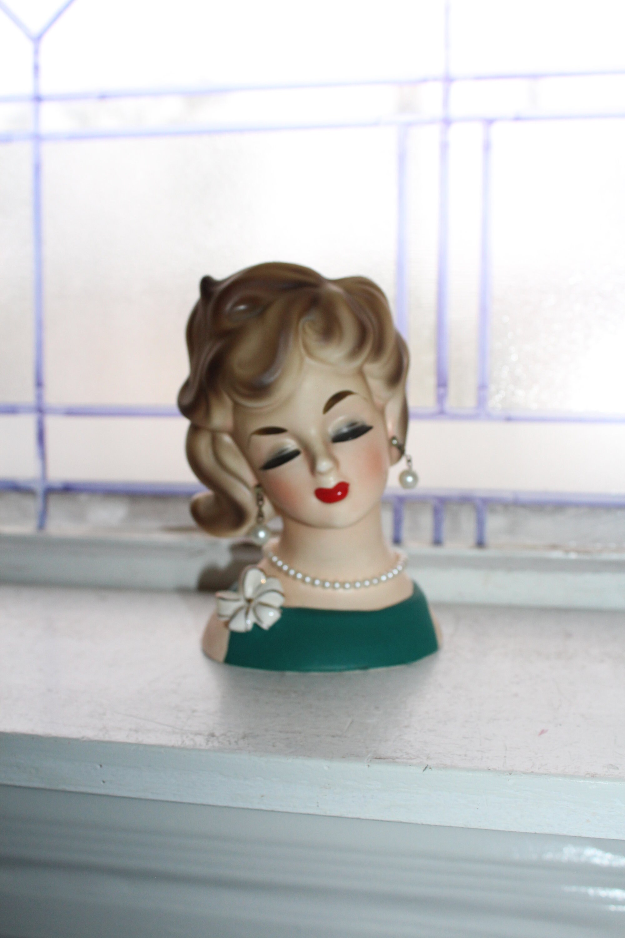 Vintage Lady Head Vase with Earrings and Necklace Enesco 1950s