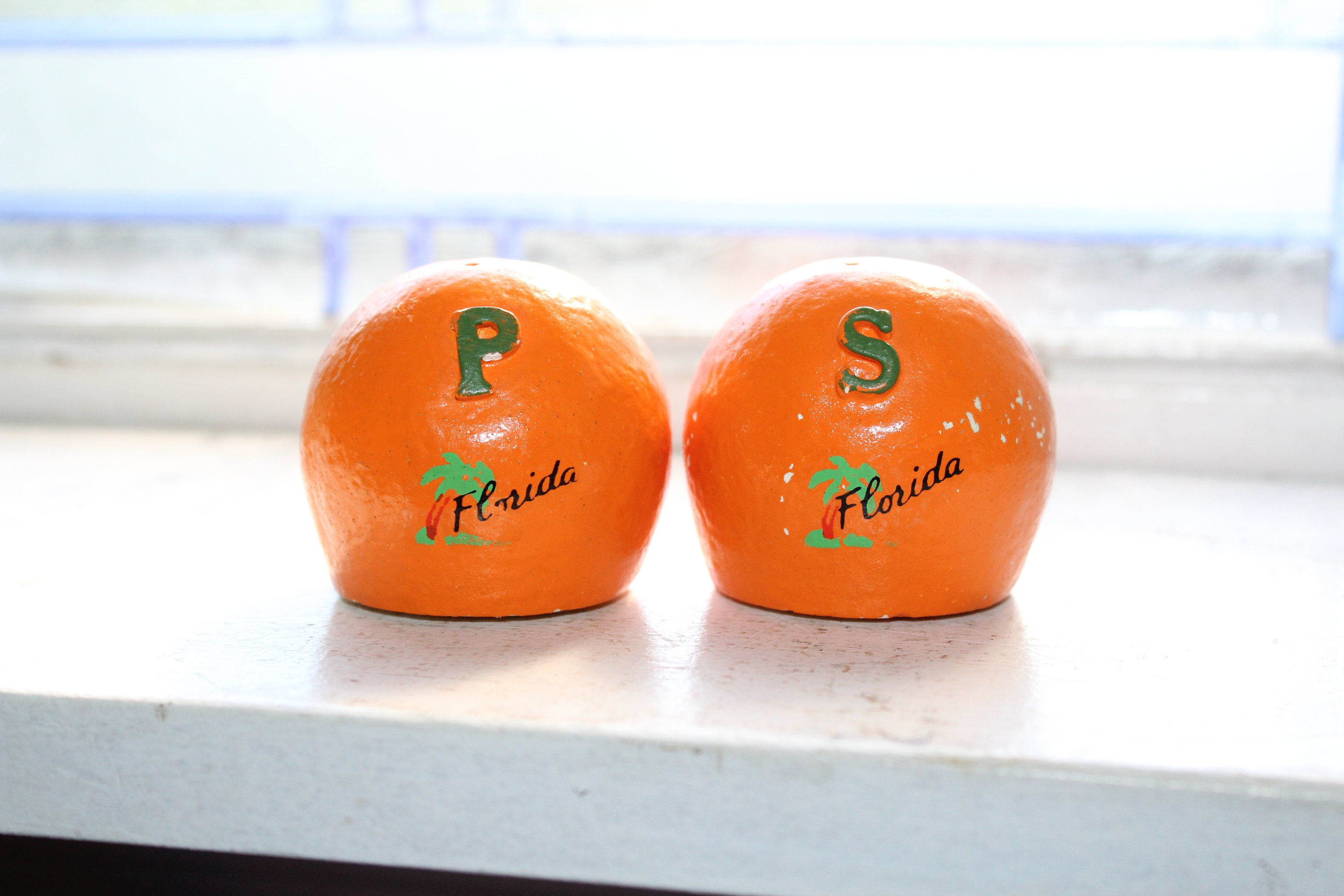 Oranges Salt and Pepper Shakers Vintage Souvenir of Florida