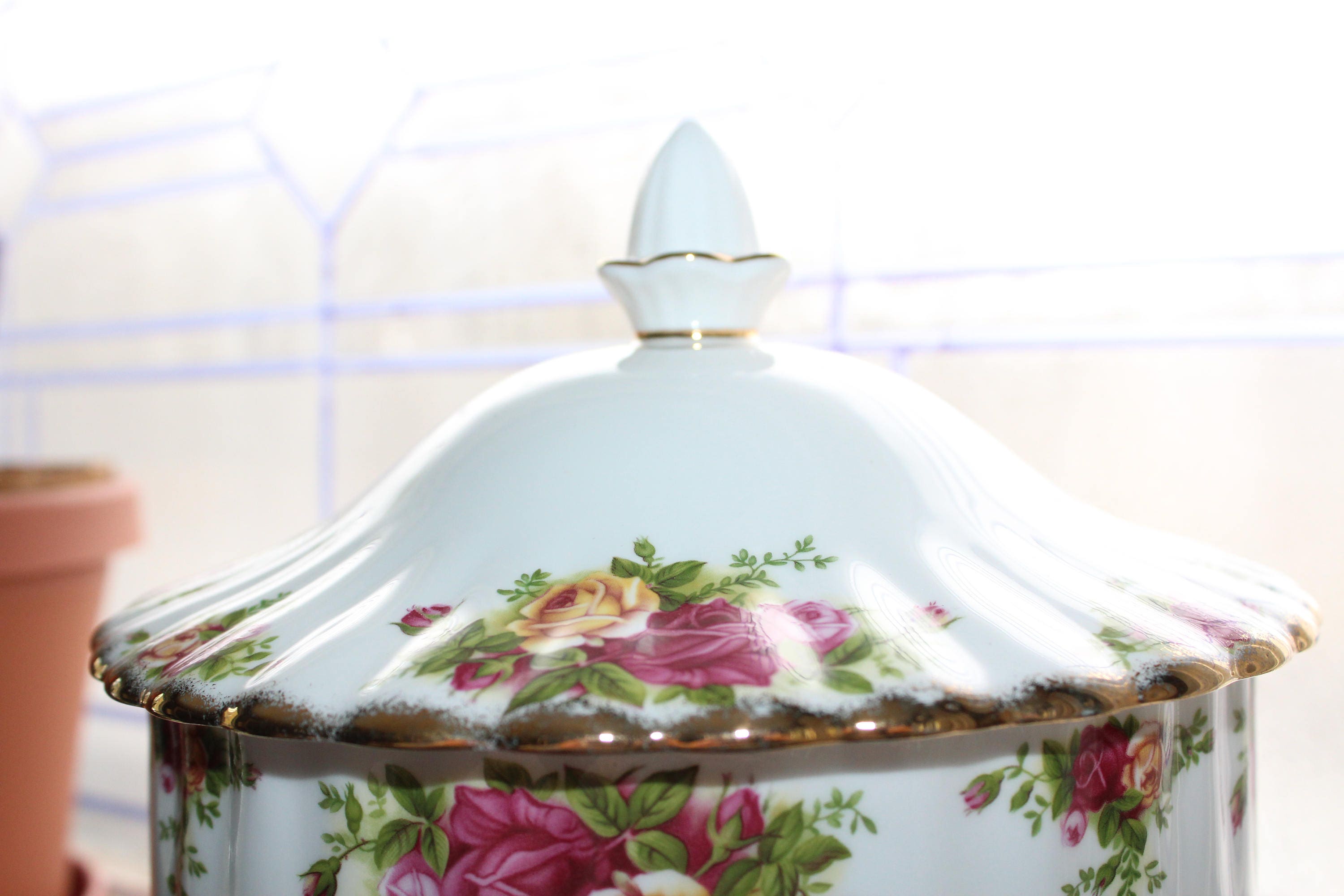 Royal Albert Cookie Jar Old Country Roses Vintage 1962