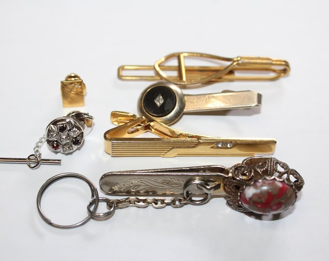 3 Vintage Tie Tacks & 2 Tie Pins Plus a King's Key Finder