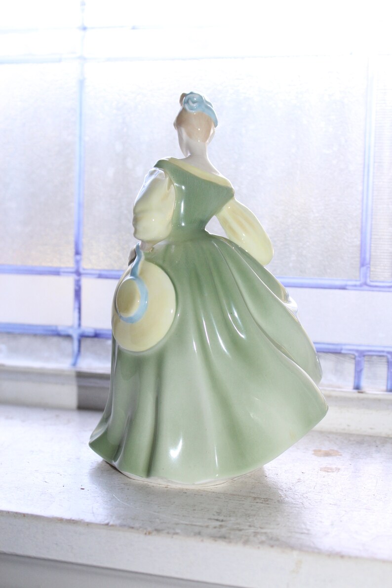 Large Royal Doulton Lady Figurine Fair Lady HN2193 1960s Etsy UK