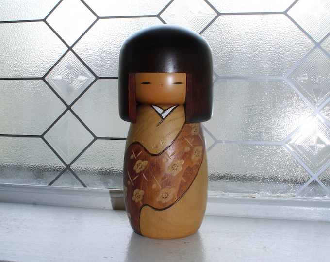 Vintage Japanese Folk Art Wooden Ningyo Kokeshi Doll Artist Signed