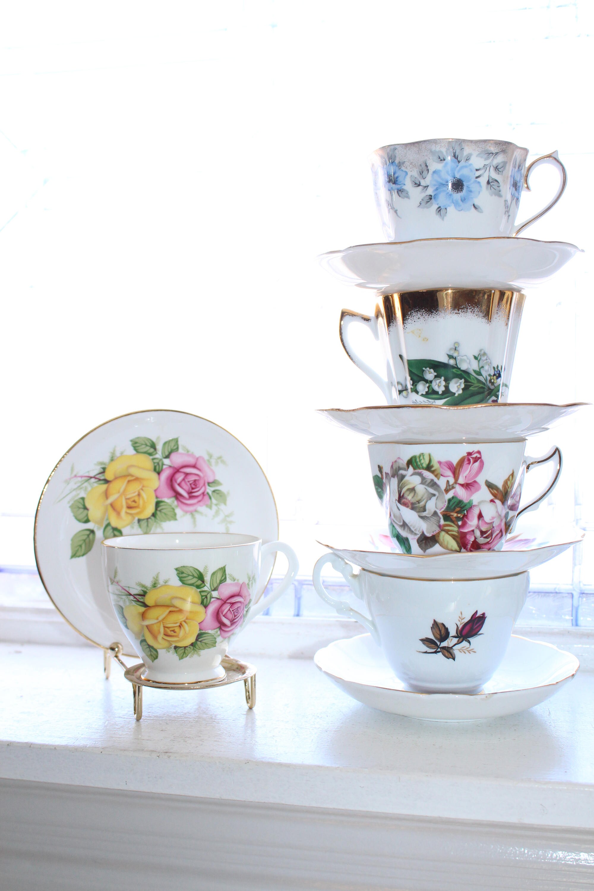 5 Vintage Tea Cups and Saucers Mix and Match Bone China