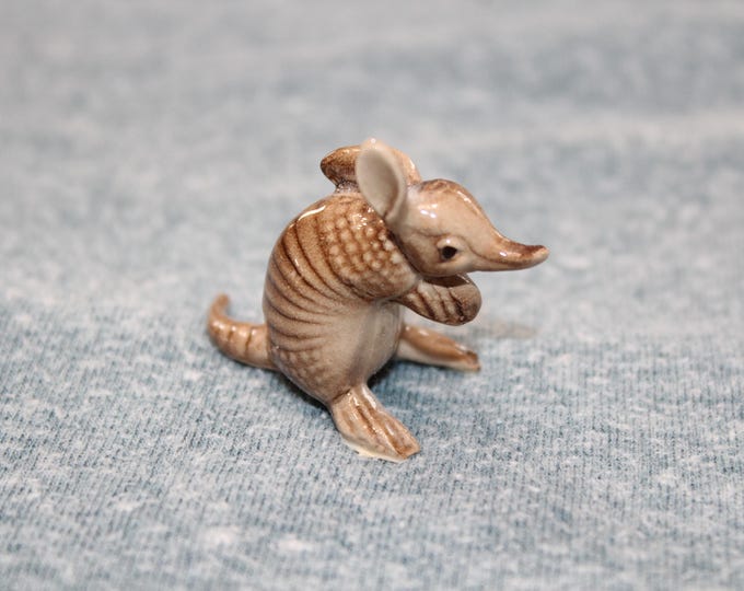 Vintage Hagen Renaker Miniature Figurine Armadillo