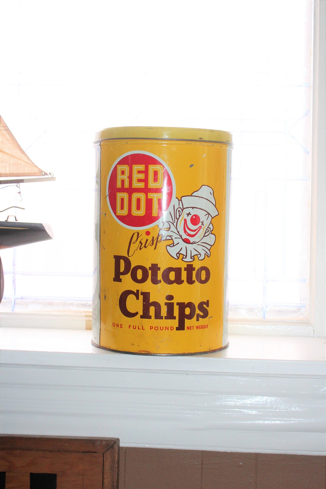 red dot potato chips