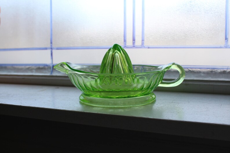 Vintage Juicer Reamer Green Depression Glass 1930s Farmhouse Decor