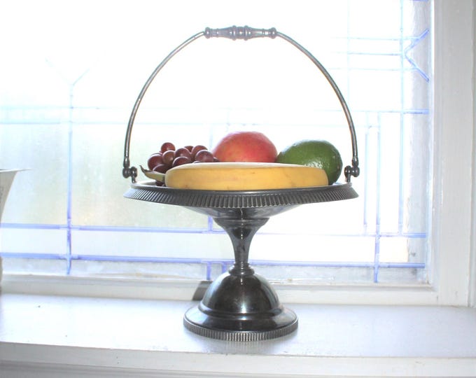 Antique 19th Century Victorian Reed & Barton Silverplate Fruit Basket