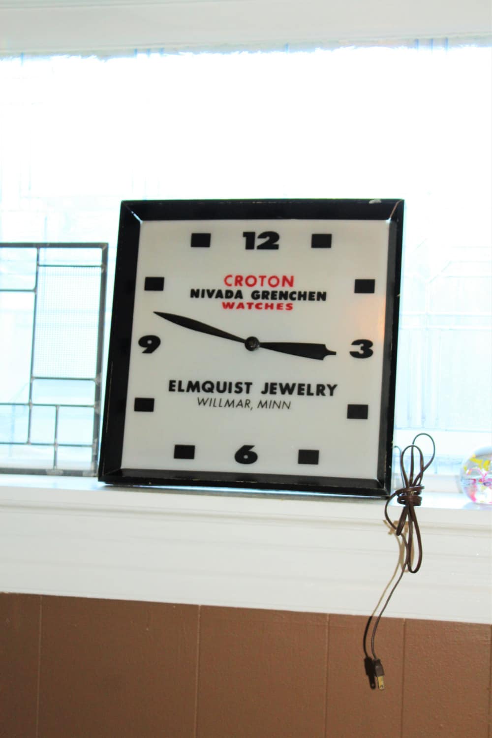 Vintage Lighted Advertising Clock Nivada Grenchen Croton Watches