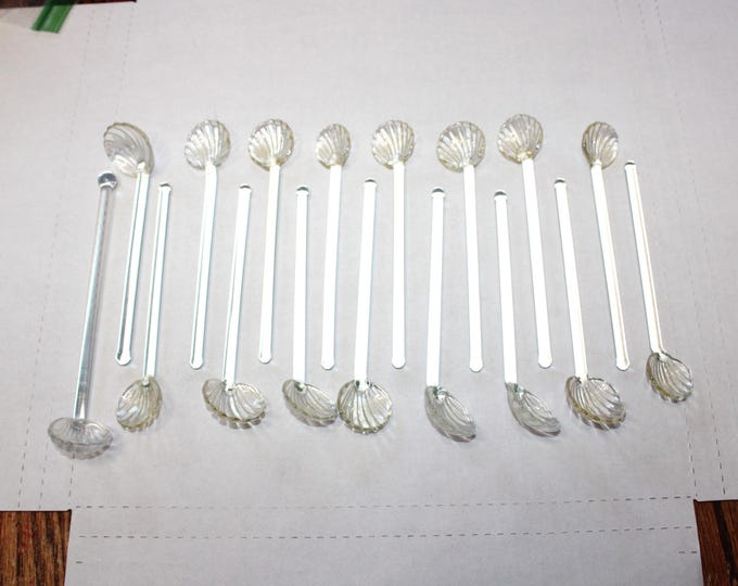 17 Vintage Glass Seashell Cocktail Stirrer Spoons