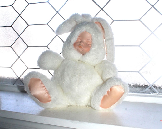Vintage Musical Doll Bunny Costume Cape Craftsmen