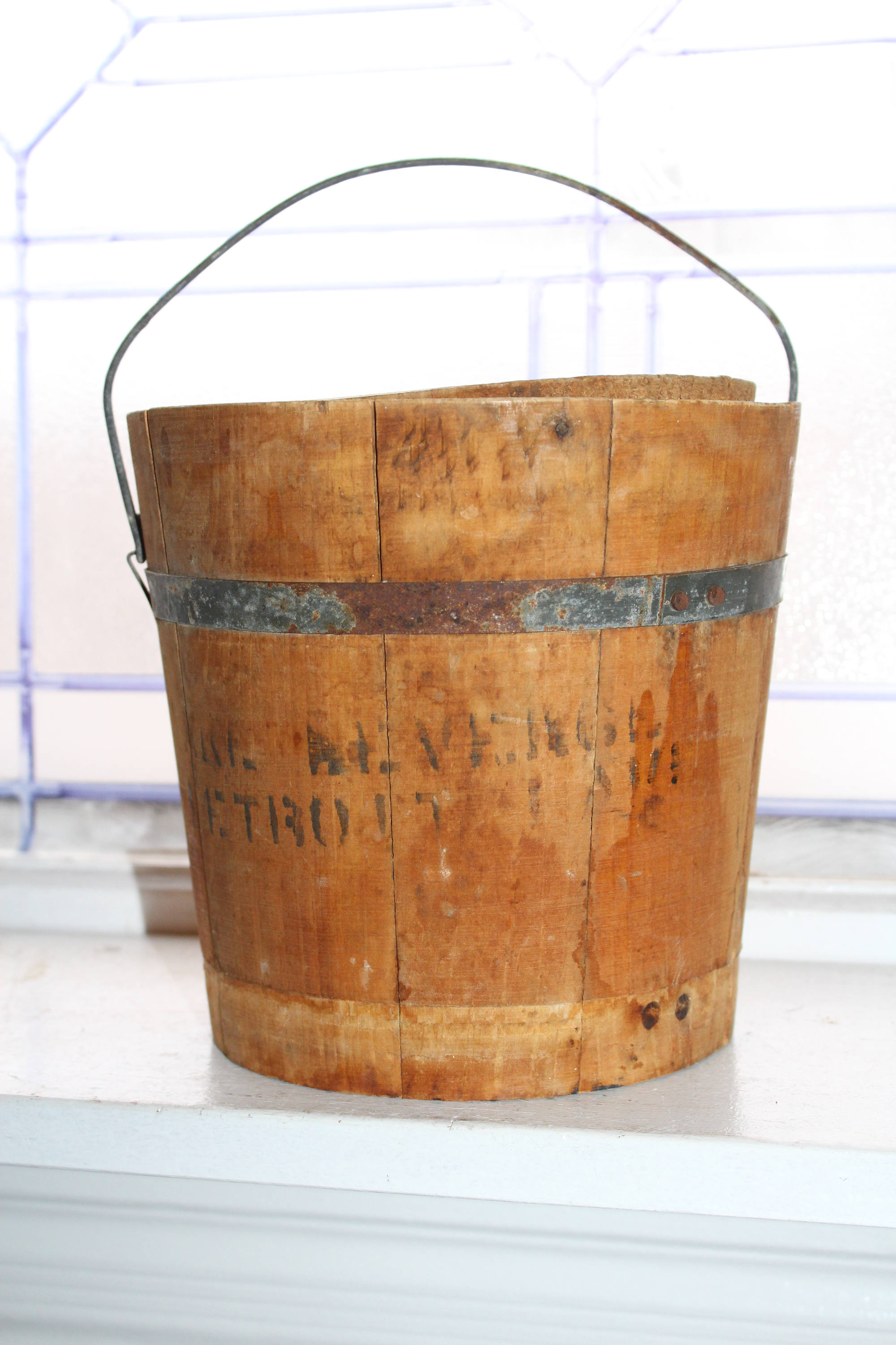 Antique Wood Bucket with Lid and Bale Handle Rustic Farmhouse Decor