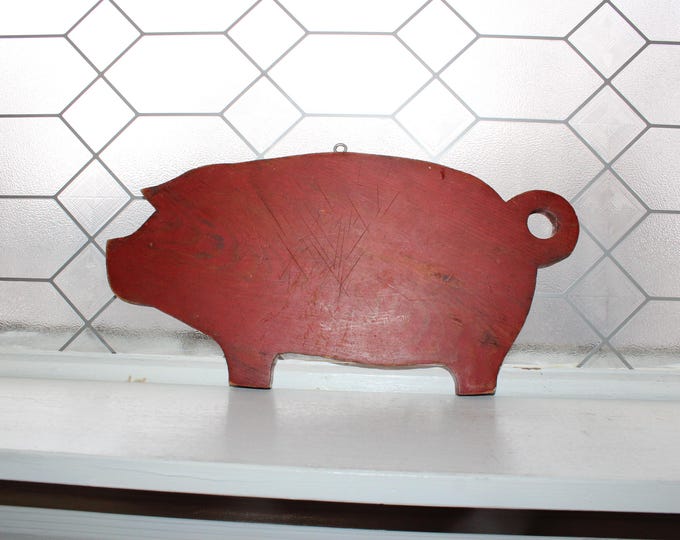 Vintage Wooden Pig Cutting Board Barn Red Rustic Farmhouse Decor