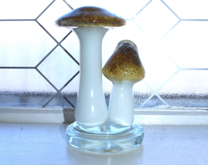 Vintage Glass Mushrooms Figurine Paperweight