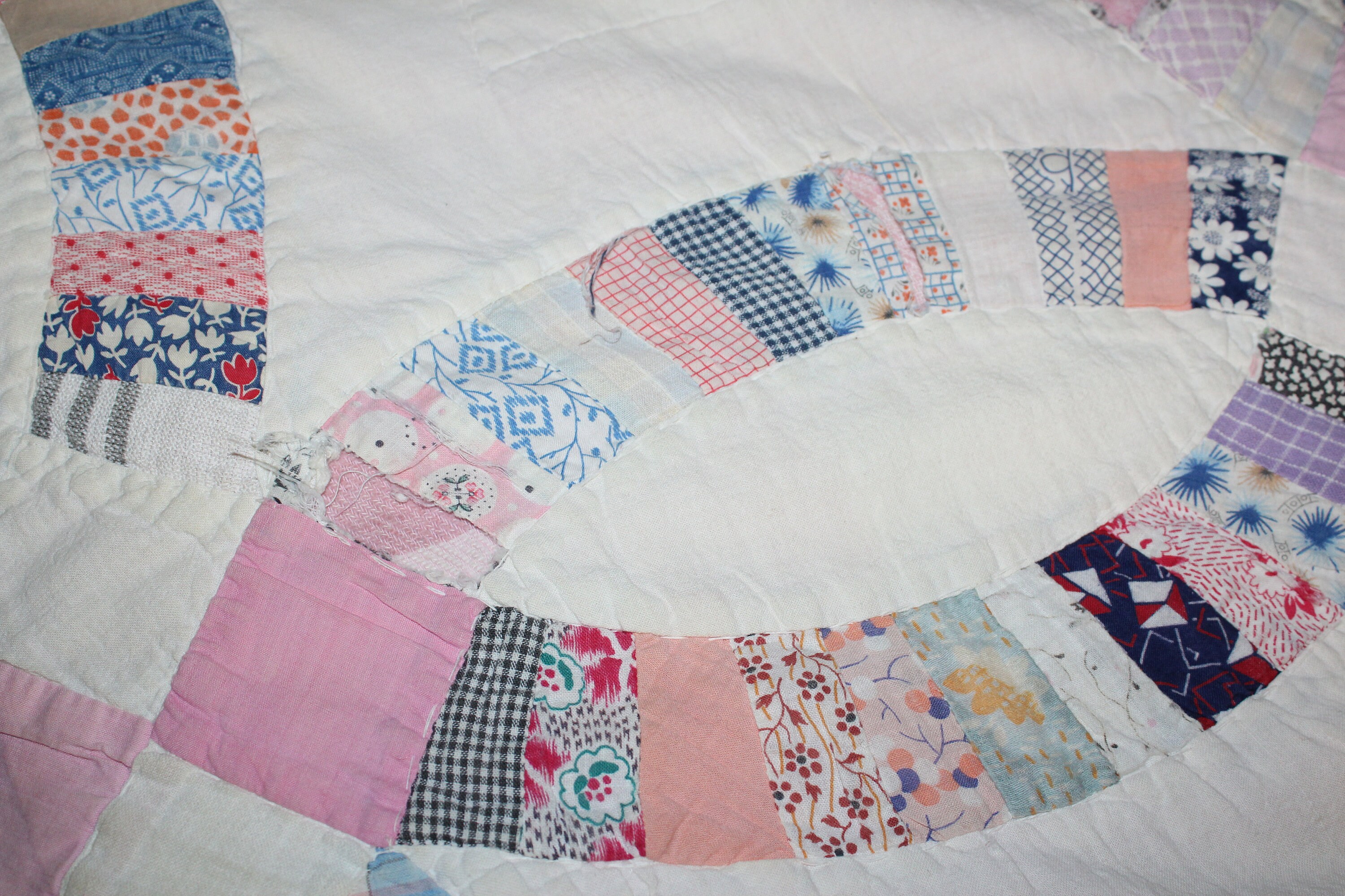 Vintage 1930s Quilt Double Wedding Ring Hand Stitched