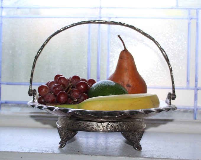 Antique 19th Century Victorian Pairpoint Silverplate Fruit Basket