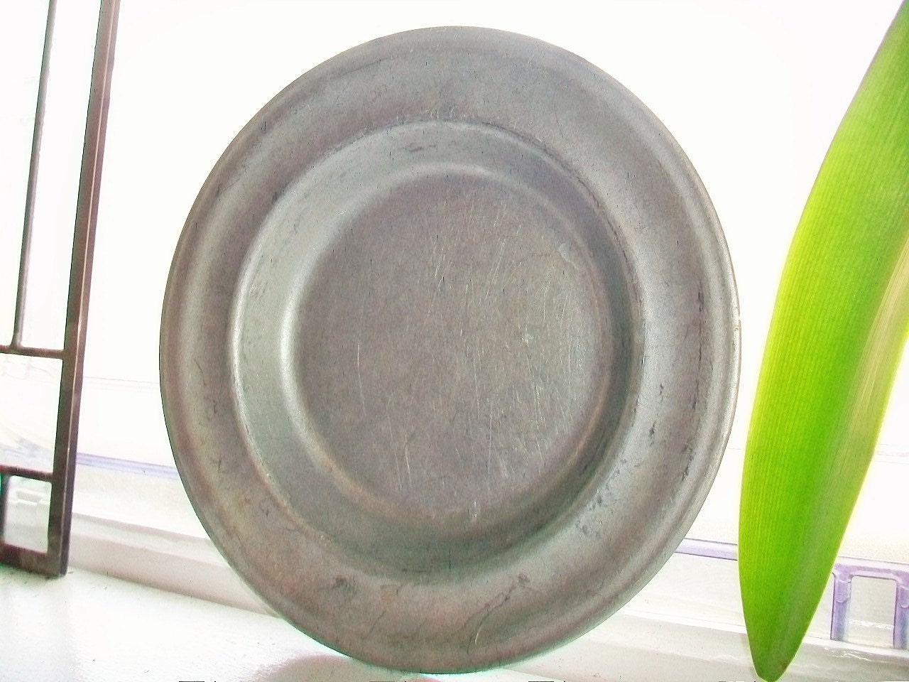 Vintage Rustic Metal Bowl Farmhouse Decor