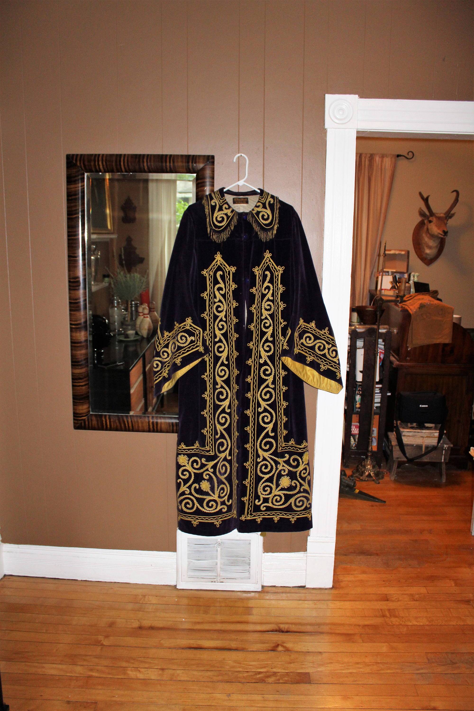 Old Faith Robe Antique Odd Fellows Robe Masonic Halloween Rennaissance Costume Wizard