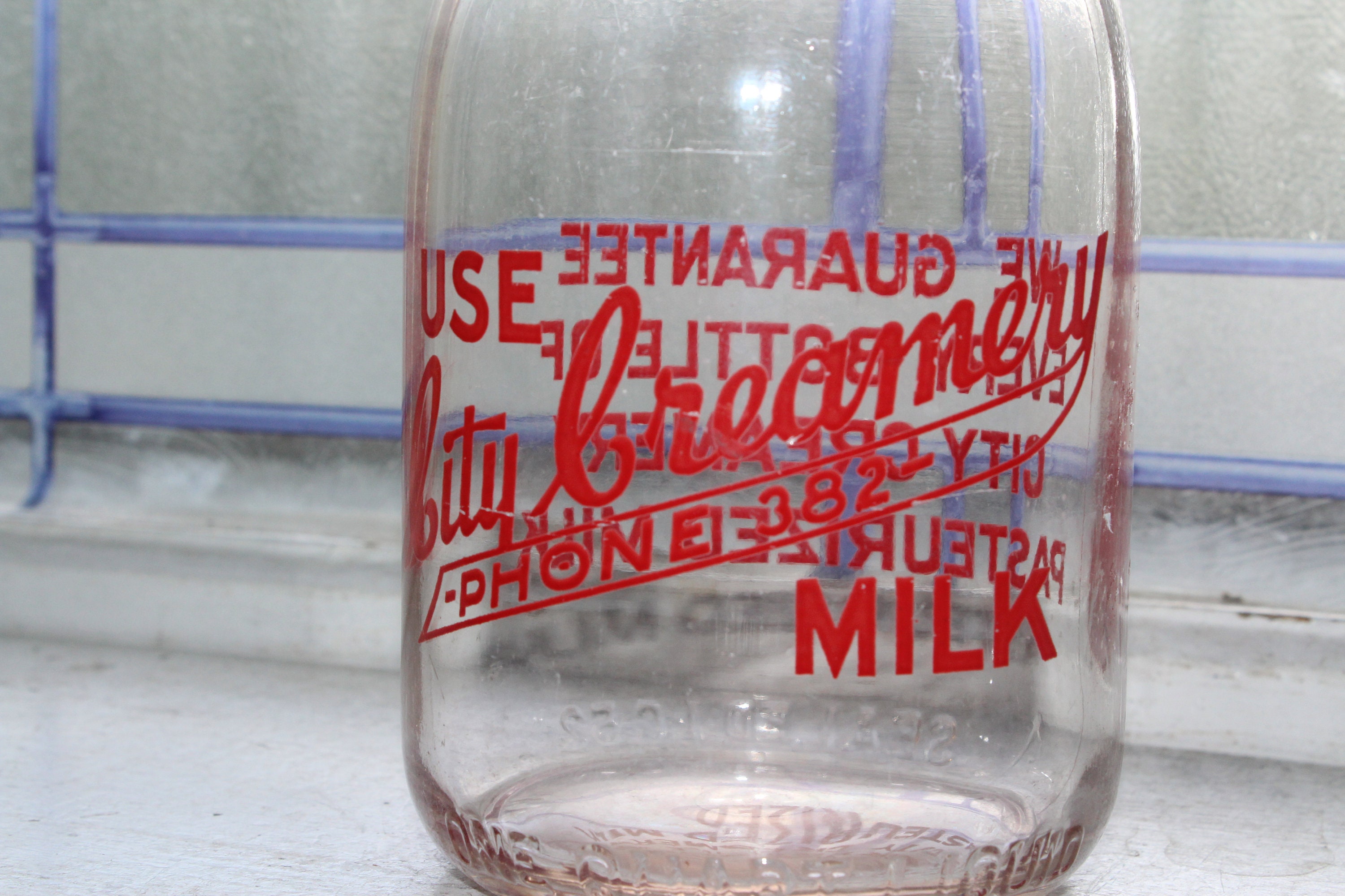 Small Milk Bottle Retro Glass Vintage Red Graphics Bishops Farms 1/3 Qt 