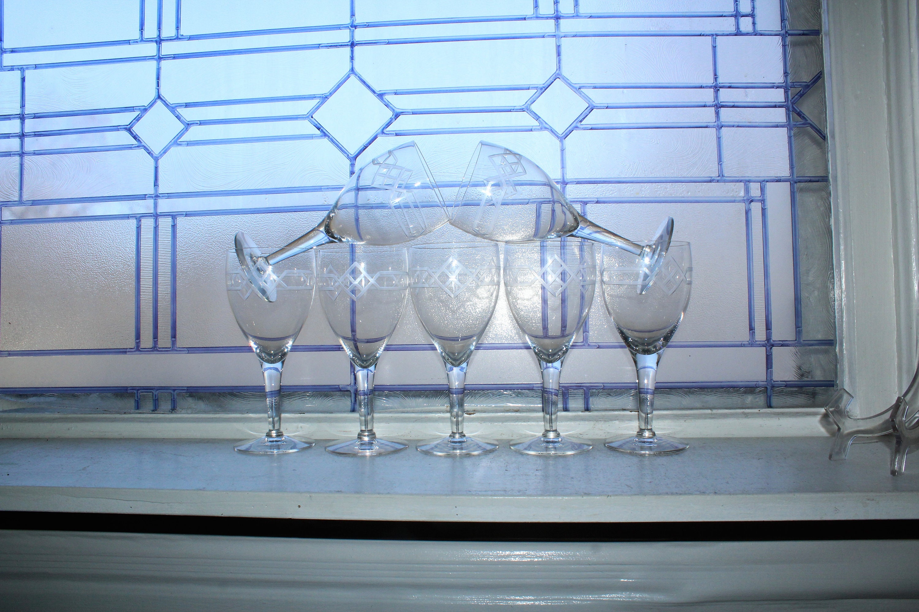 Vintage Art Deco Thin Unique Fine Glassware, Set of 3 Special Elegant  Handblown Handmade Coloured Wine Glasses 