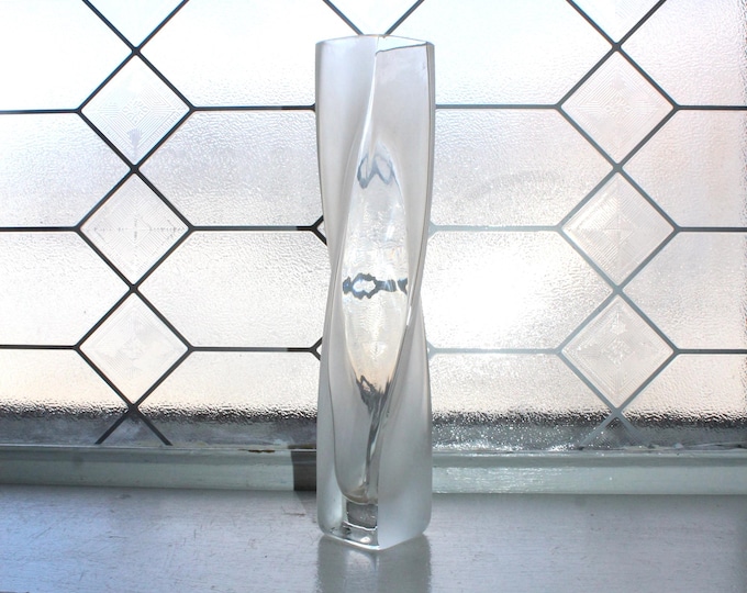 Vintage  Norwegian Crystal Spiral Bud Vase Ivaran Lines