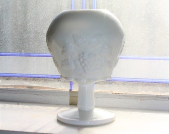 Vintage Milk Glass Ivy Ball Vase Westmoreland Grape