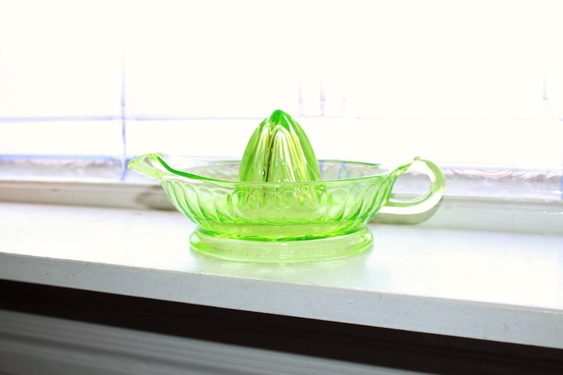 Vintage Juicer Reamer Green Depression Glass 1930s Farmhouse Decor