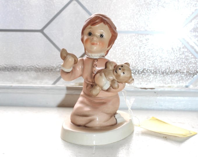 Goebel Figurine Please by Henry Holt #11606-11 TMK6