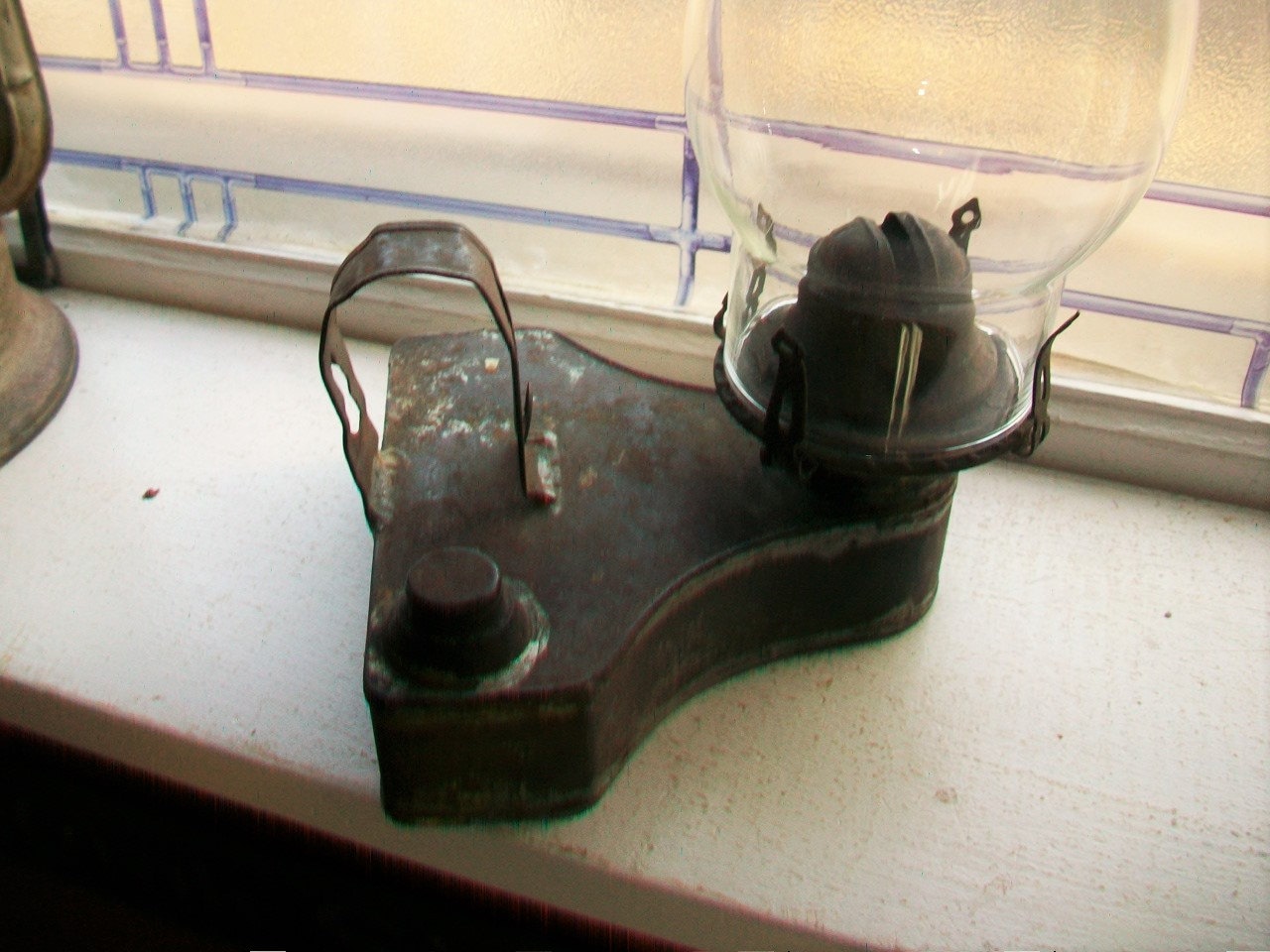 Vintage Kerosene Lantern Chicken Coop Heater Rustic Farmhouse Decor