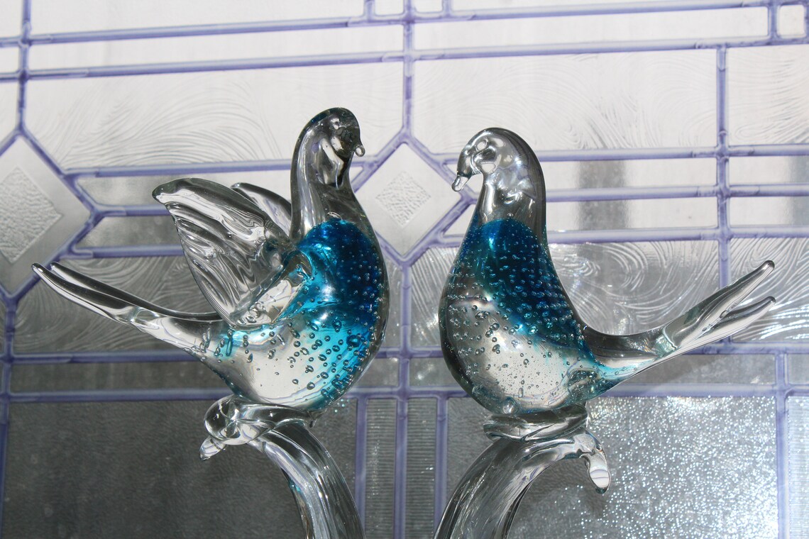 glass love birds figurines