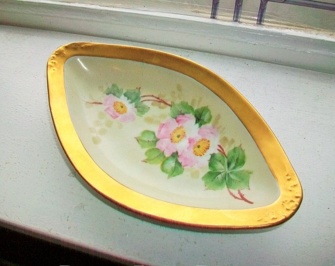 Nut or Candy Dish Vintage Royal Austria O & EG Gold Trim Hand Painted Flowers