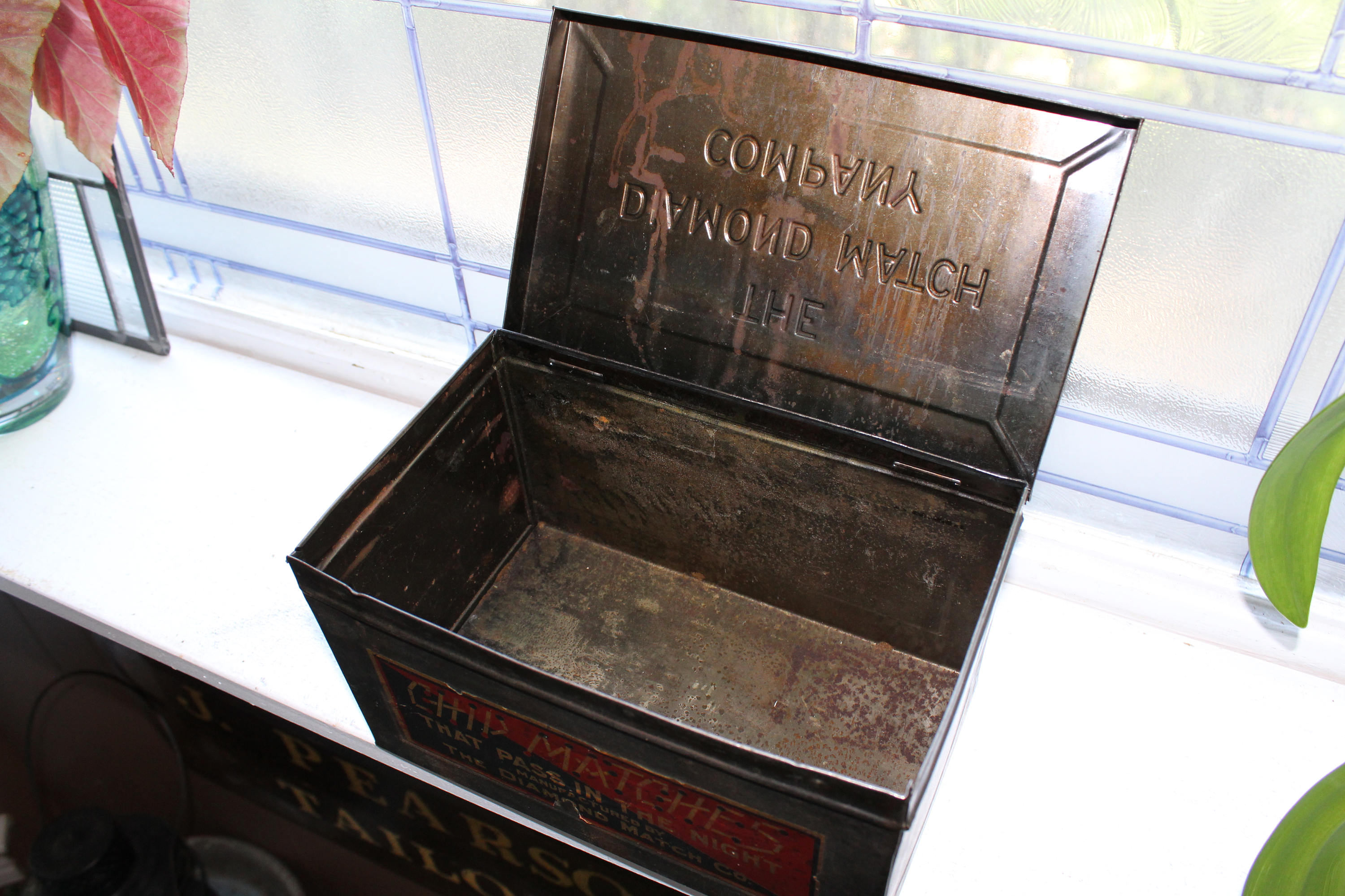 Antique Diamond Matches Tin Box Hinged Lid