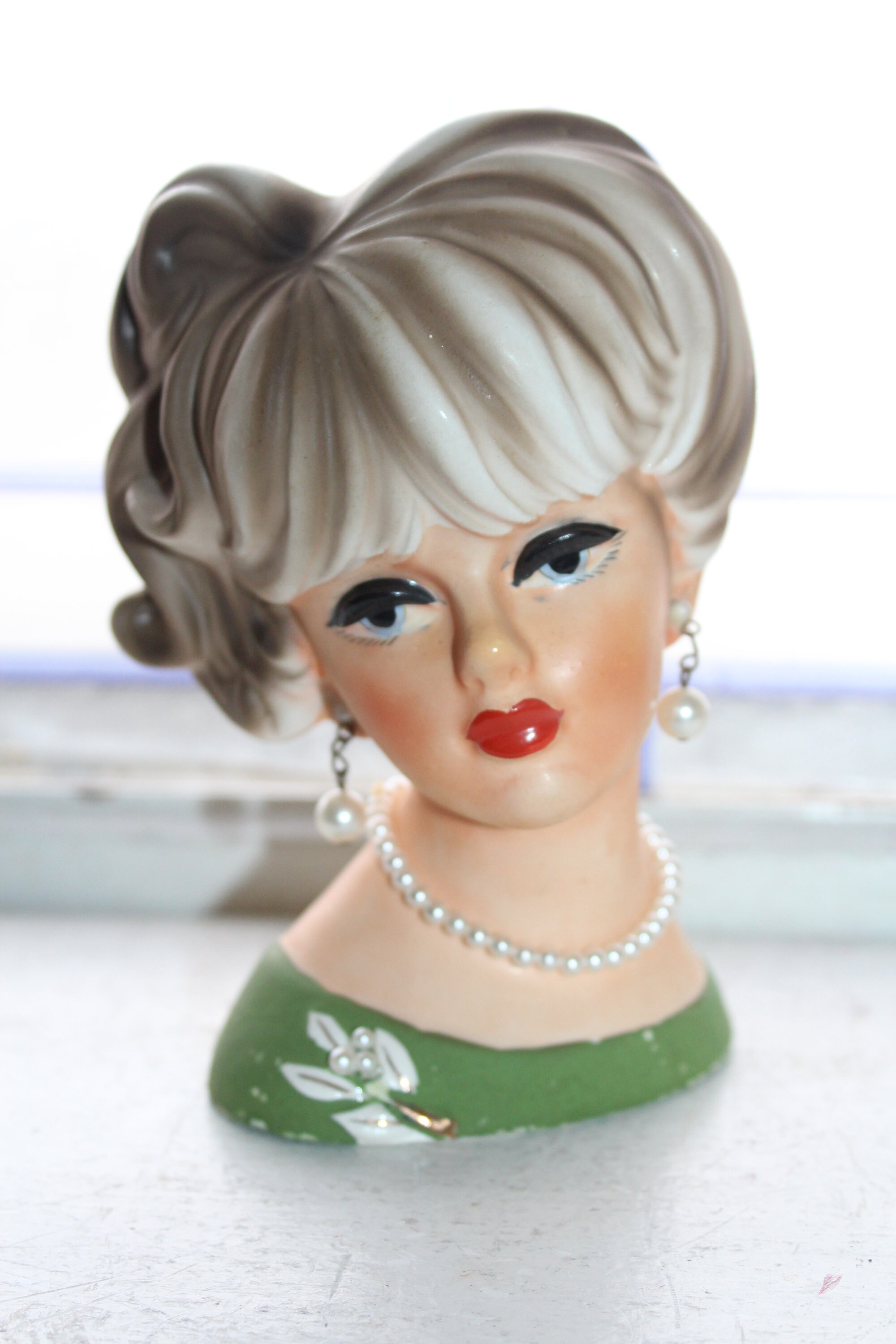 Vintage Napco Lady Head Vase with Earrings and Necklace C7472 1950s