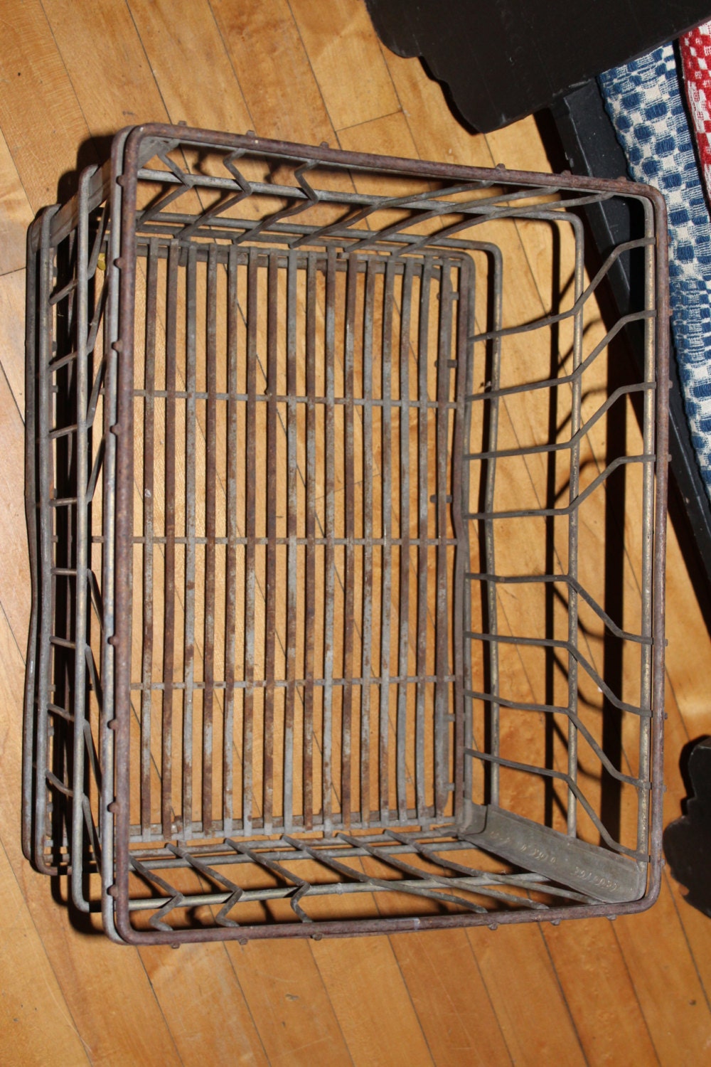 Large Vintage Wire Milk Crate Industrial Farmhouse Decor Terrace Park Dairy